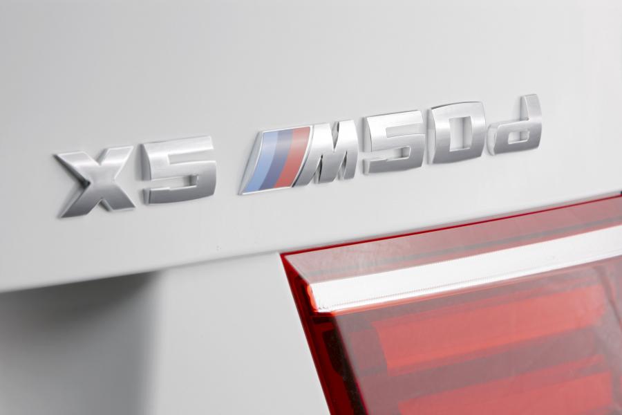  BMW X5 M50d 2012 года  (фото 2 из 7)